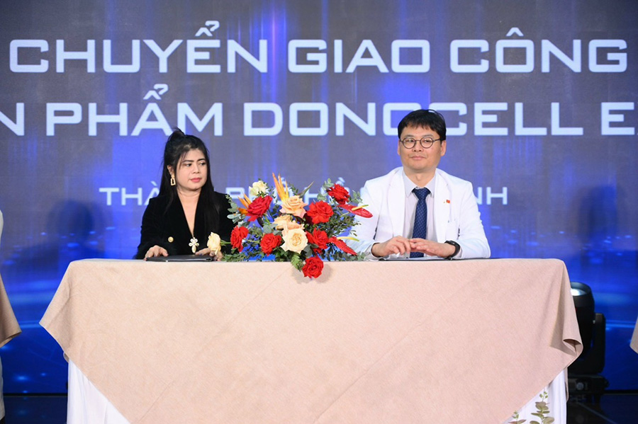 CEO Sara Luu va CEO Nguyen Thi Dien 7