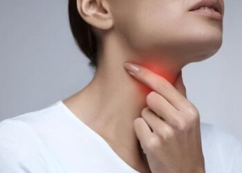 Ung thư thực quản: Nhiều người lầm tưởng là viêm họng hạt! 3 triệu chứng này, phát hiện sớm thì tốt