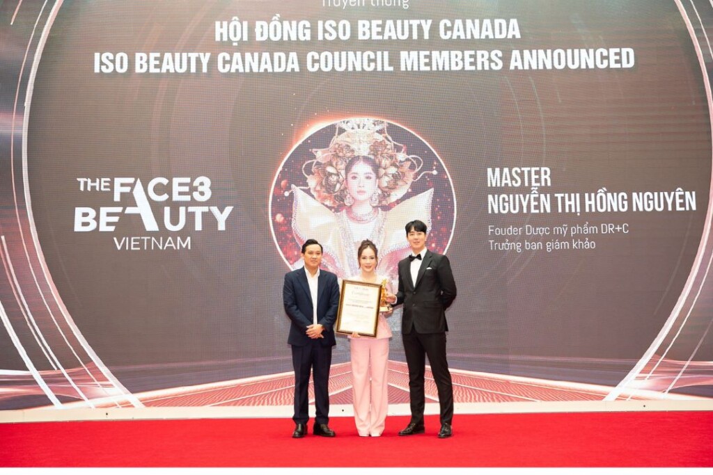 master nguyen thi hong nguyen founder dr c truongban giam khao iso beauty canada chuong trinh khao sat danh gia tay nghe lam dep quoc te tai the face beauty 2024 tai ha noi 3