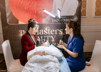 Master Trịnh Nhung Tỏa Sáng Với Kỹ Thuật SmoothLips Tại Hội Thảo The Masters Beauty of Vietnam 2024
