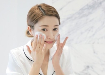 Đừng nghĩ có sữa rửa mặt là da sạch đẹp! Học ngay mẹo rửa mặt phù hợp với từng loại da