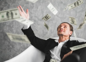 3 đặc điểm của người đàn ông giàu có, nếu sở hữu cả 3 càng sớm phát tài, phát lộc, tiền về đầy túi