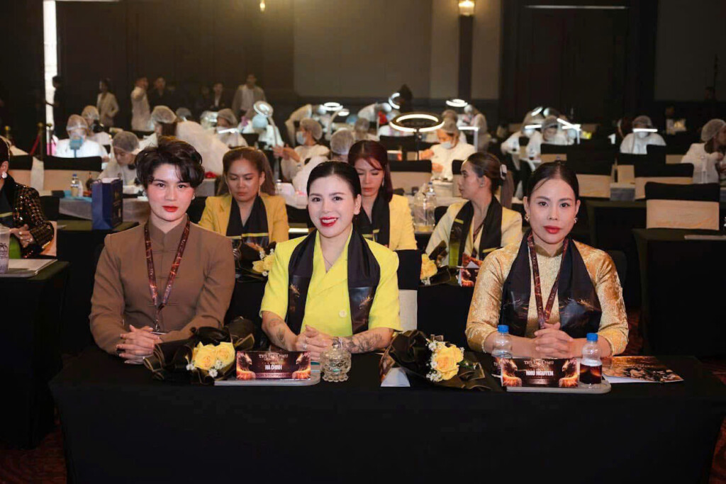 kham pha xu huong xam tham my quoc te moi nhat tai hoi thao the face pmu international mua 2 4