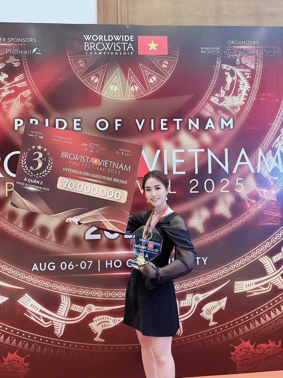 a quan hairstroke nghe thuat browista viet nam 2025 goi ten chuyen gia nguyen thi thanh huyen