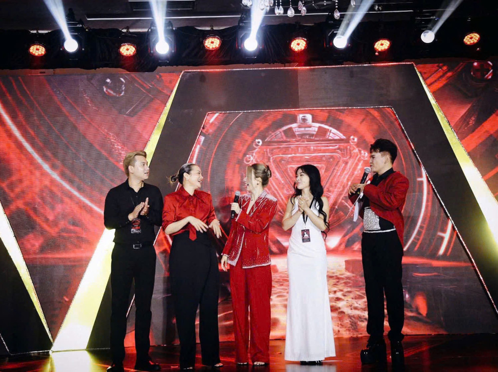 master chung bui quan quan shading eyeliner wulop 2025 bieu tuong cua su sang tao va dam me trong nganh phun xam tham my 2
