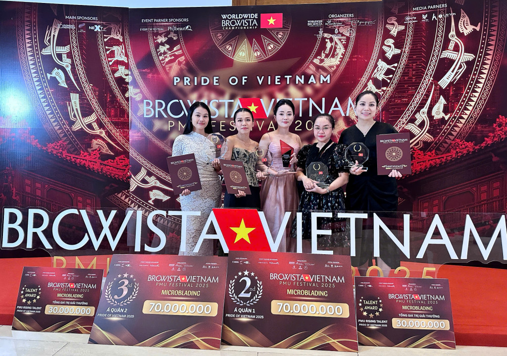 Tỏa Sáng Tại Browista Vietnam & Lash Championship 2025, Trần Thị Hoàng Yến Được Vinh Danh Top 5 Tài Năng Browista Việt Nam 1 toa sang tai browista vietnam lash championship 2025 tran thi hoang yen duoc vinh danh top 5 tai nang browista viet nam