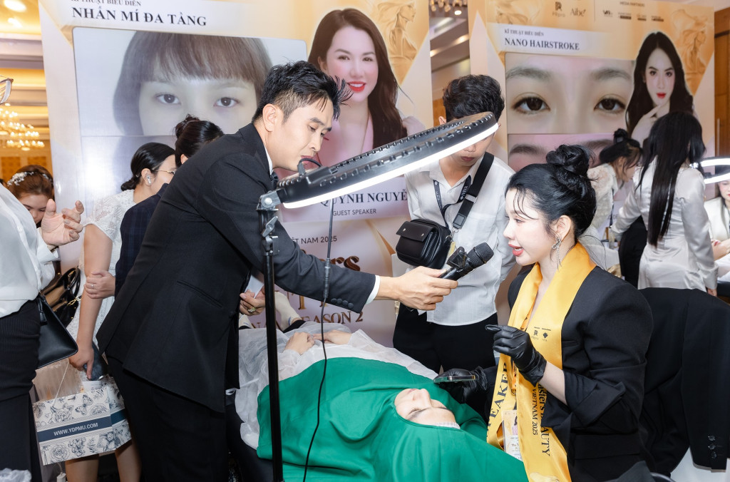Master Như Quỳnh Nguyễn – Guest Speaker Mang Kỹ Thuật Nhấn Mí Đa Tầng Đầy Tinh Tế Đến The Masters Beauty Of Vietnam Season 2 3 master nhu quynh nguyen guest speaker mang ky thuat nhan mi da tang day tinh te den the masters beauty of vietnam season 2 1