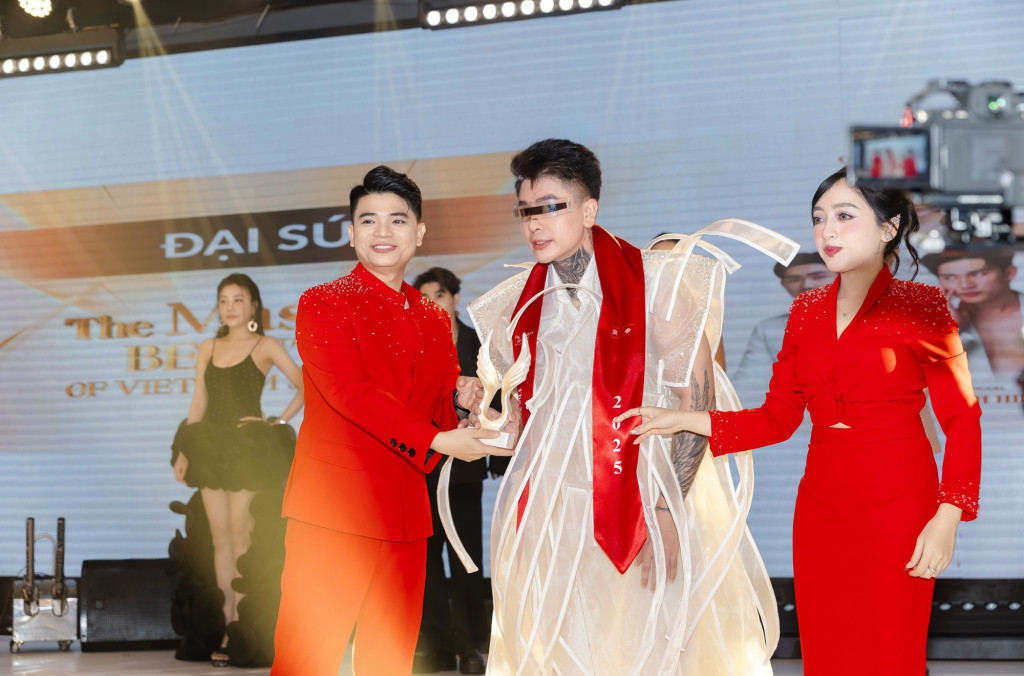 The Masters Beauty Of Vietnam Season 2 – Master Quang Cường Tỏa Sáng Với Vai Trò Đại Sứ Và Phó Ban Tổ Chức 3 the masters beauty of vietnam season 2 master quang cuong toa sang voi vai tro dai su va pho ban to chuc 5