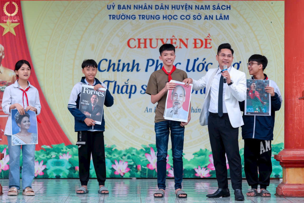Diễn giả Nguyễn Phúc Nhạc cùng hành trình truyền cảm hứng cho thế hệ trẻ Việt 8 dien gia nguyen phuc nhac cung hanh trinh truyen cam hung cho the he tre viet 2
