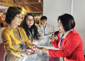 Viên Ngọc Phương và hành trình xây dựng giá trị thương hiệu ngọc bích từ niềm đam mê 13 Viên Ngọc Phương và hành trình xây dựng giá trị thương hiệu ngọc bích từ niềm đam mê